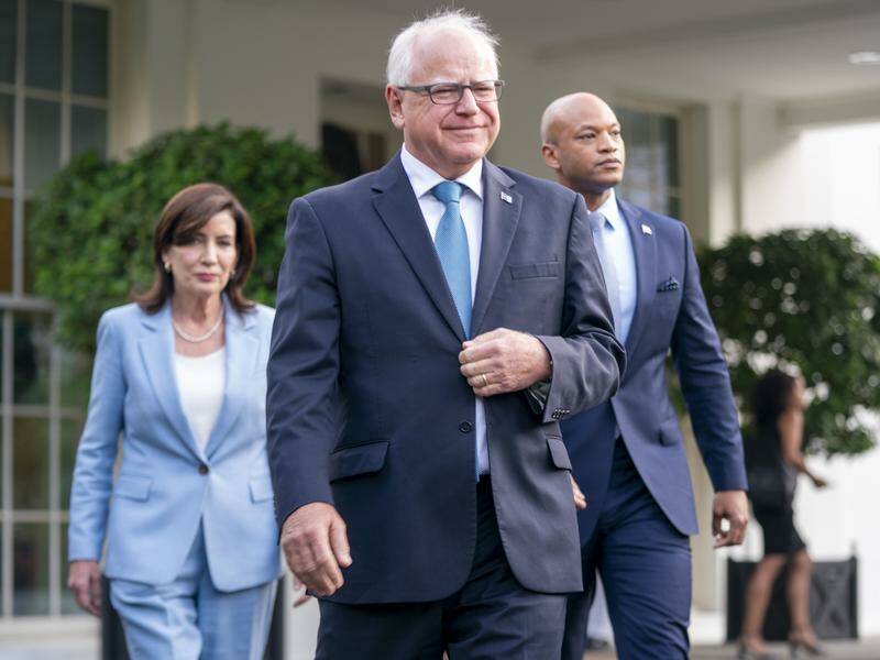 Kamala Harris Selects Tim Walz